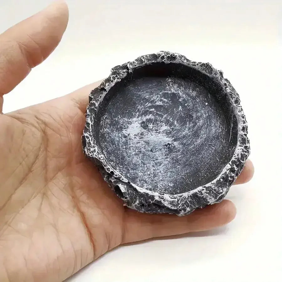 1 Pcs Realistic Stone - like Reptile Feeding and Water Bowls Safe and Durable Ideal for Bearded Dragons and Other Small Reptiles